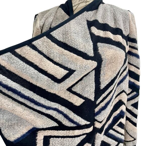 Lucky Brand Fuzzy Aztec Geometric Knit Open Drapey Cardigan - Size XL - Picture 9 of 13